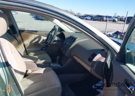 2008 Nissan Altima 2.5 S from USA, damaged, VIN 1N4AL21E78N501084